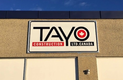 Building Signs Photo